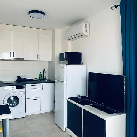 Sunny With 2 Terraces Apartment