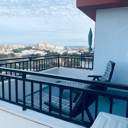 Apartment Sunny With 2 Terraces