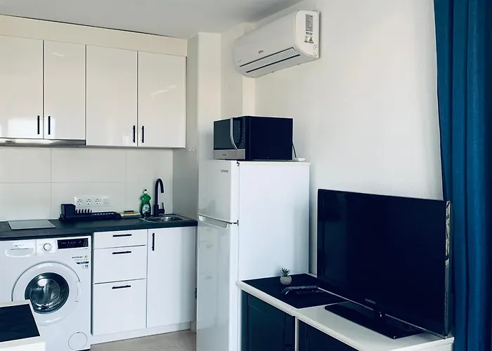 Sunny With 2 Terraces Apartment